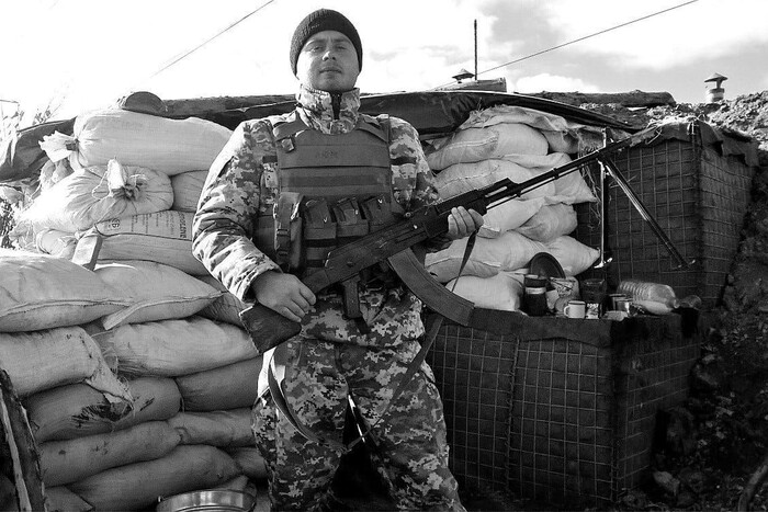 Хвилина мовчання: згадаймо військового Олександра Десятнюка