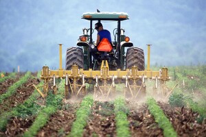 Украину можно построить только на основе мощной частной собственности, мощной частной инициативы и минимального государственного вмешательства