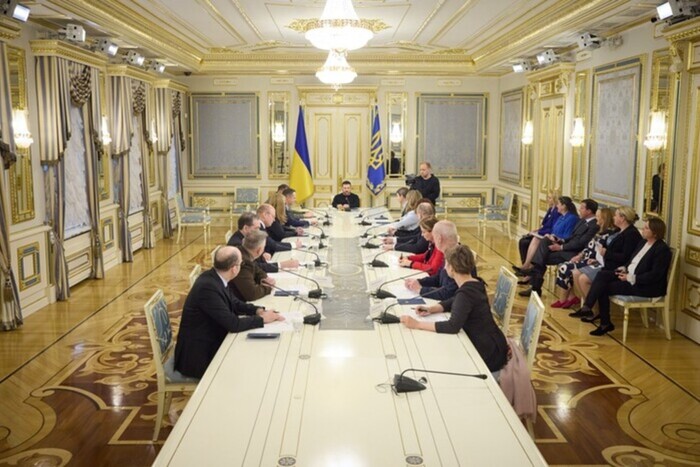 В Украину прибыла делегация США по экономической помощи