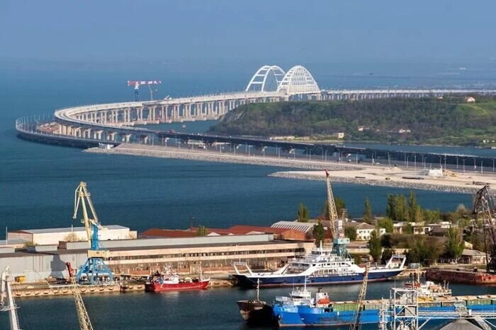 После взрывов в Севастополе на Крымском мосту – пробки