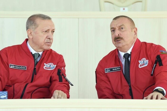 Ердоган з’явився на публіці після повідомлень про серцевий напад
