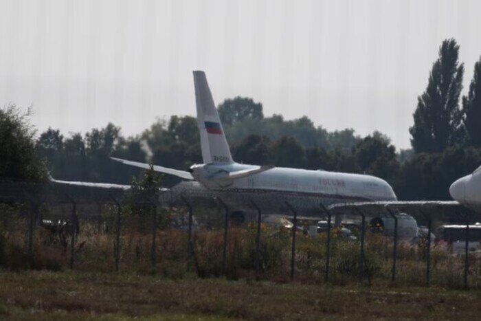 Правительственный самолет, вылетевший из Крыма после взрывов, приземлился в Москве