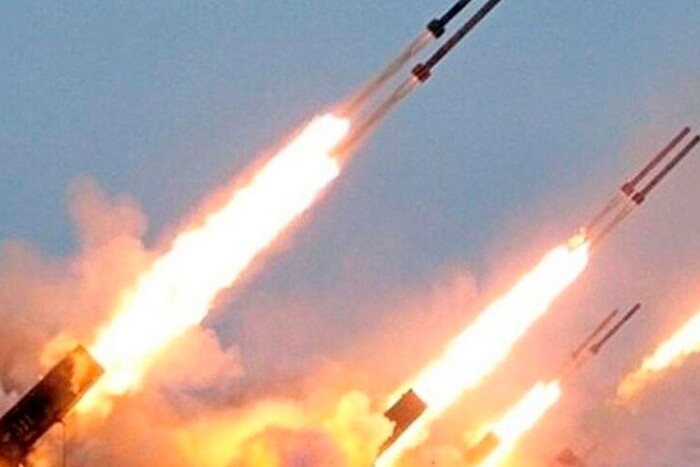 Ворожа ракетна атака на Україну та удар окупантів по Павлограду: головне за ніч