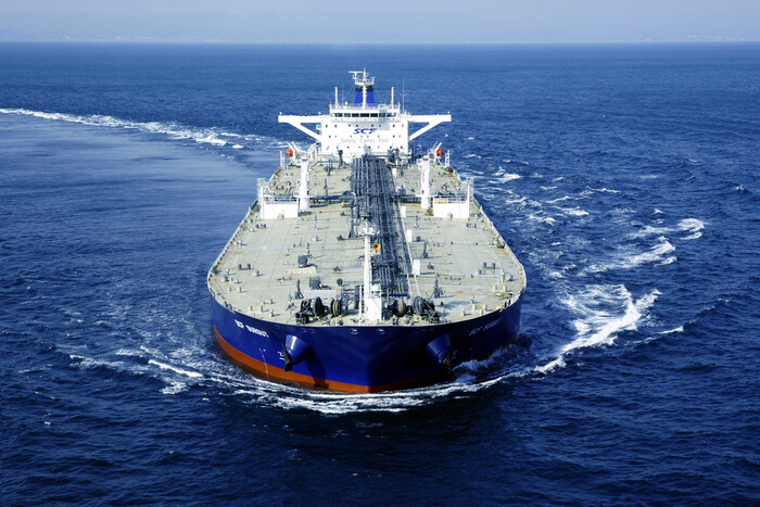 Экспорт российской нефти почти достиг рекорда с начала войны – Bloomberg