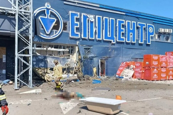 «Епіцентр» припиняє роботу гіпермаркету в Херсоні після обстрілу росіян