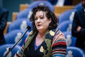 Очільниця однієї з партій Нідерландів не прийде на виступ Зеленського через «невдалу дату»