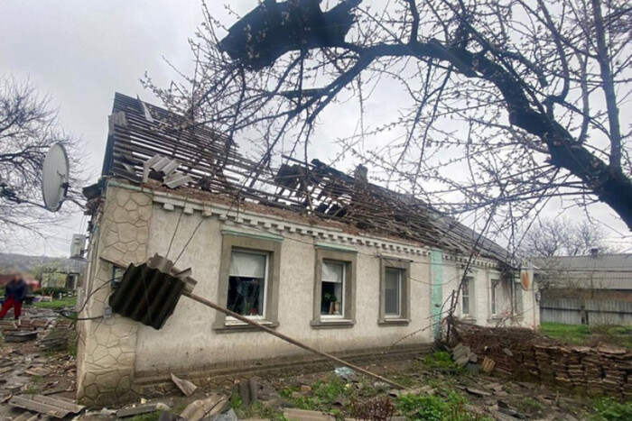 Росіяни за добу обстріляли 11 населених пунктів Донеччини: є поранені