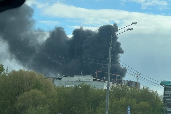 Москву огорнув густий чорний дим: що горить цього разу