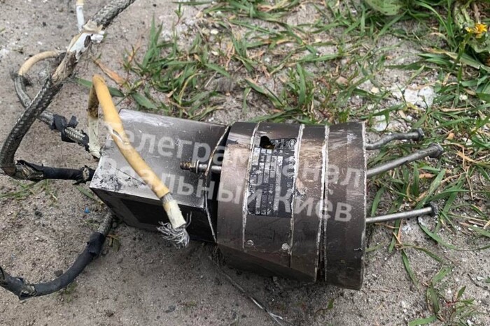 З’явилися фото уламків ракет, якими РФ атакувала Київ