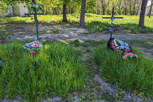 Братські могили у Київській області