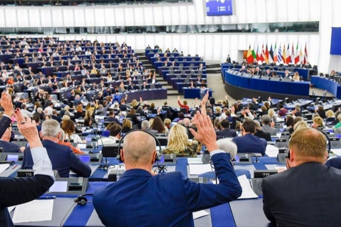 Європарламент продовжив дію безмитної торгівлі з Україною