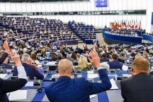 Європарламент продовжив дію безмитної торгівлі з Україною