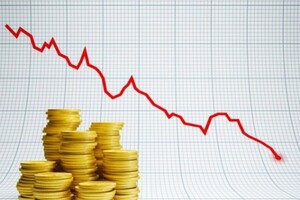 Базова інфляція минулого місяця упала до 0,5% з 1,5% у березні, повернувшись на рівень лютого