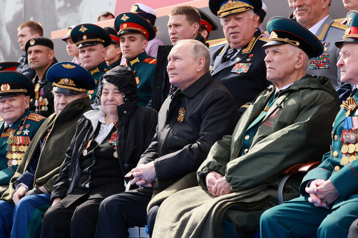 Москва оточила себе живим щитом: розвідка про парад перемоги на 9 травня