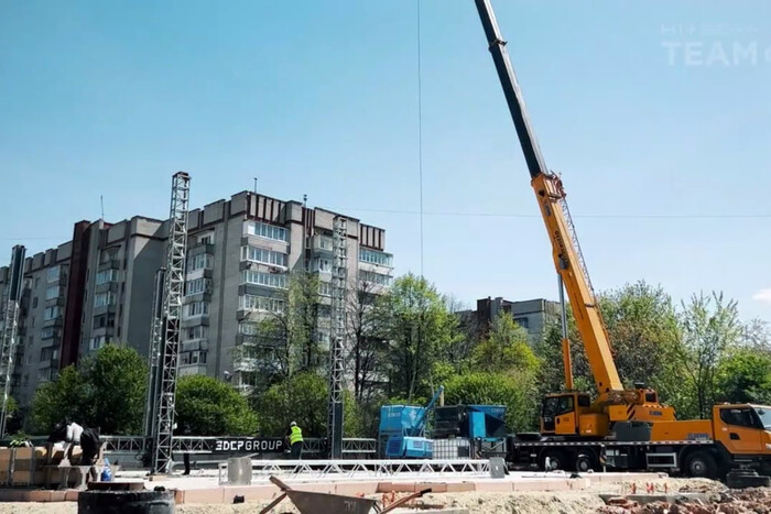Школа на 3D-принтері: у Львові надрукують найбільший об’єкт у світі (відео)	