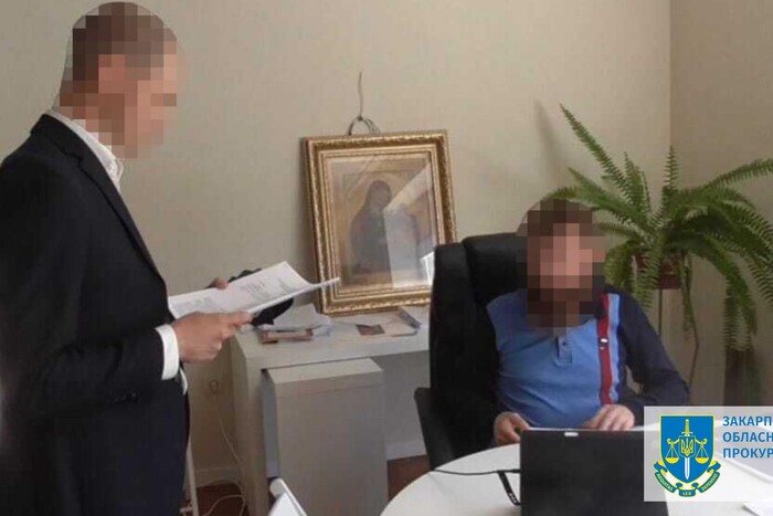 Втрапив у скандал: прокуратура оголосила підозру посадовцю Ужгородської міськради