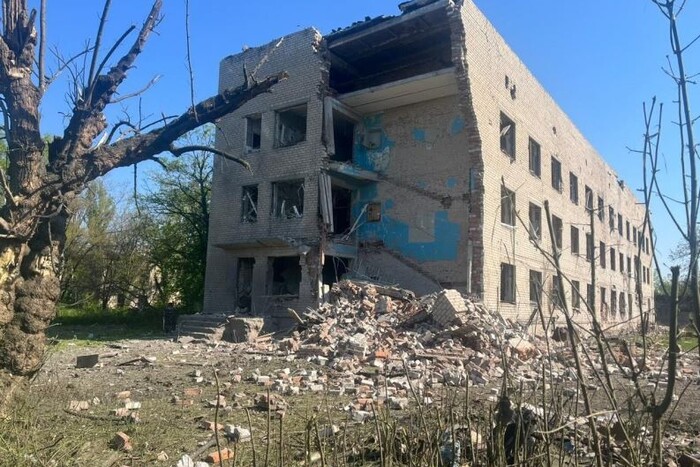 Обстріляна лікарня, є загиблі: РФ ракетами накрила Авдіївку (фото) 