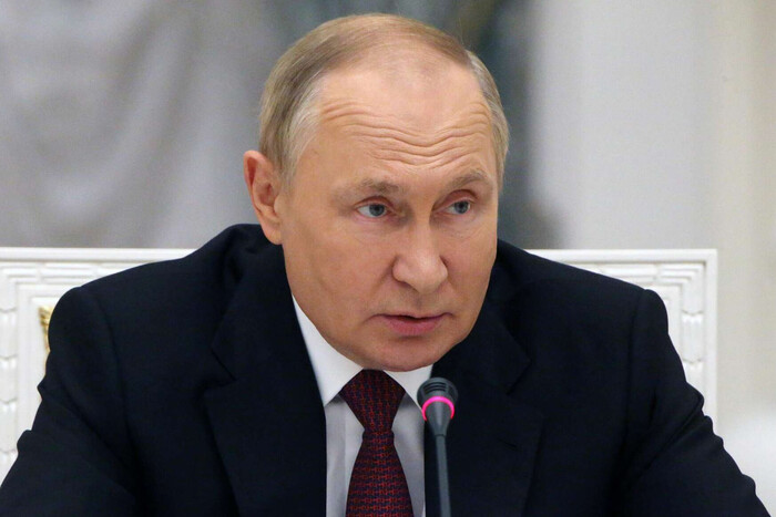 Путин собрал Совбез: истерически ищет союзников