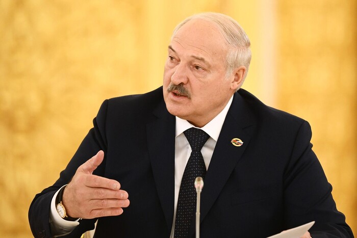 Лукашенко розповів, як випрошував Зеленського домовитися із Путіним 