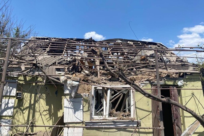 Окупанти атакували Нікопольщину: є постраждала, майже тисяча жителів лишилися без світла