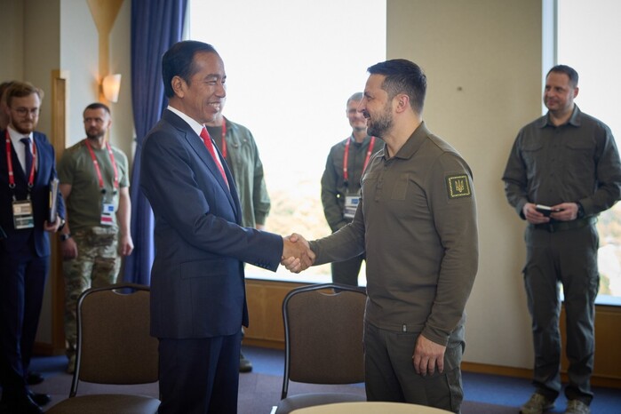Зеленський зустрівся з президентом Індонезії: обговорили розширення «зернової угоди»
