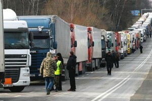 В'їзд вантажівок до столиці під час повітряної тривоги: відзавтра діятимуть нові правила  