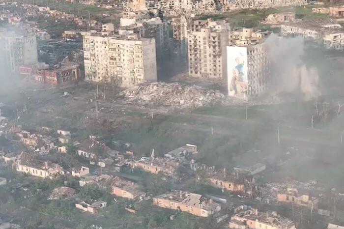 NYT опублікувало відеоматеріал, де зафіксовані руйнування Бахмута