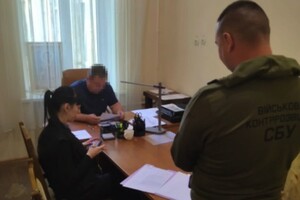 Вирішується питання щодо обрання підозрюваному запобіжного заходу