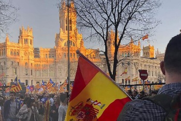 Європарламент знайшов «російський слід» у діяльності сепаратистів в іспанській Каталонії 