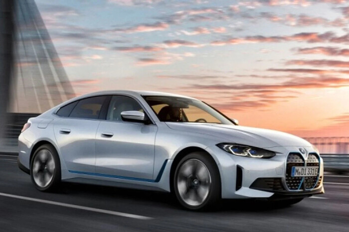 BMW презентовала три новых электрокара