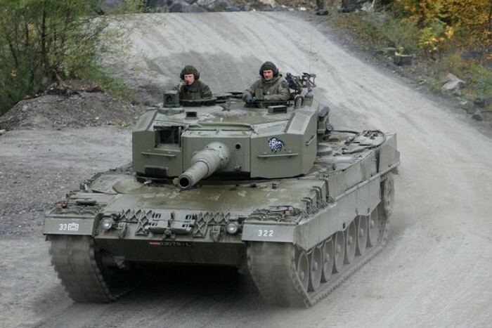 Іспанія заявила про новий пакет військової допомоги Україні: деталі 