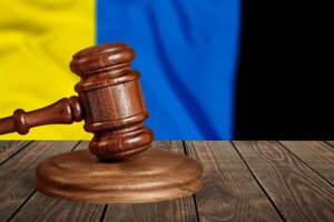 «Скільки разів за понад 450 днів війни українські суди застосовували до колаборантів статтю про державну зраду?»