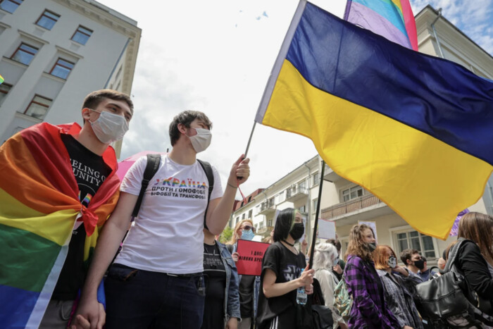 Зеленський відреагував на петицію про легалізацію «одностатевих шлюбів»
