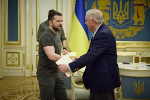 Президент України Володимир Зеленський провів зустріч з американським сенатором Ліндсі Гремом, який уже втретє з початку повномасштабної російської агресії відвідує нашу країну