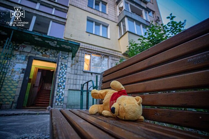 Росіяни вбили дев’ятирічну дівчинку та її маму: що відомо про загиблих у Києві (фото)