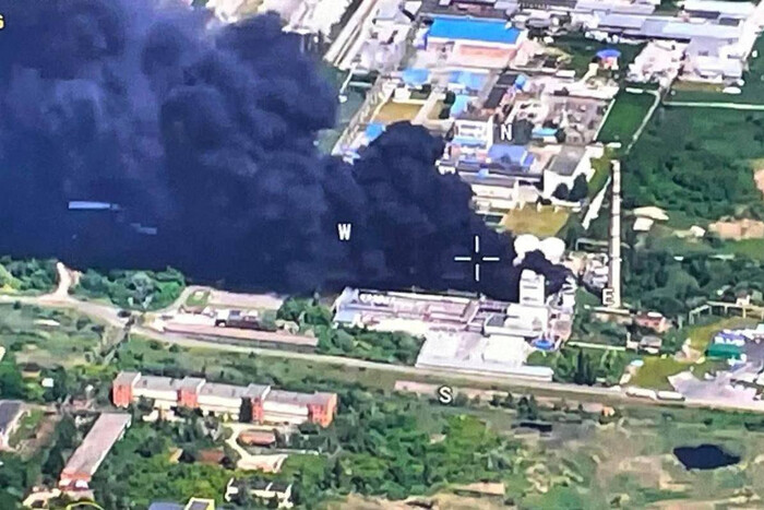 В Шебекино горит завод по производству искусственных сапфиров