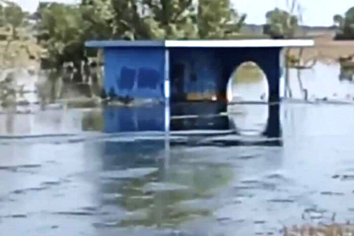 Підрив ГЕС. Вода дісталася Олешок, деякі навколишні села повністю затоплено – мер