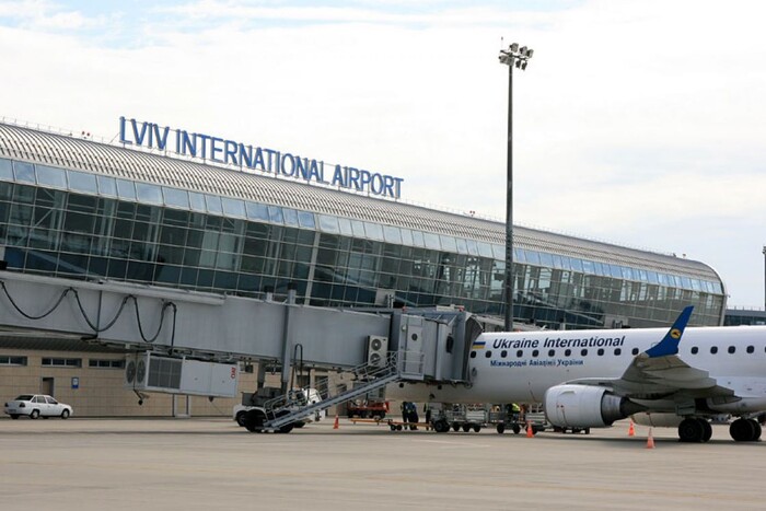 Міжнародний аеропорт «Львів» може частково відновити роботу