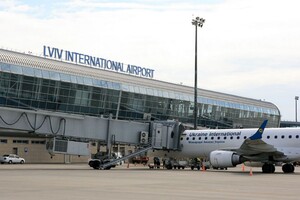 Міжнародний аеропорт «Львів» може частково відновити роботу
