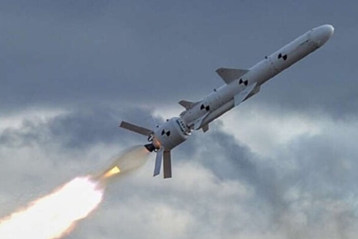 Атака ракетами та дронами: стали відомі деталі нічного удару по Україні