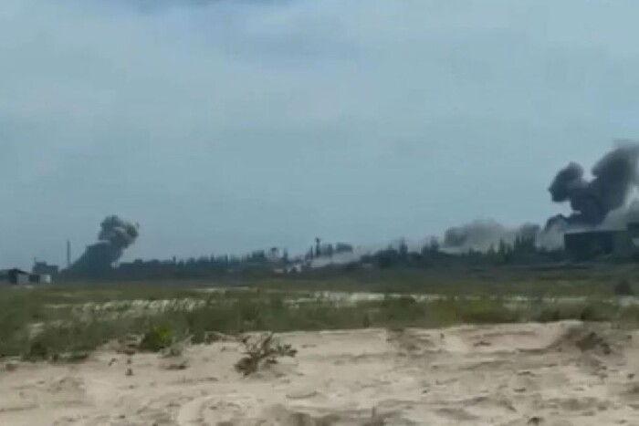 ЗСУ вдарили по позиціях окупантів у Генічеську (відео)