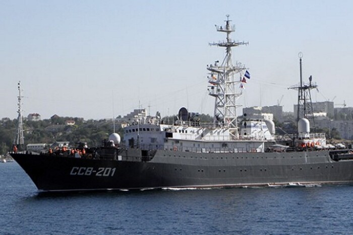 Росія заявила про атаку на розвідувальний корабель «Приазов’я» 