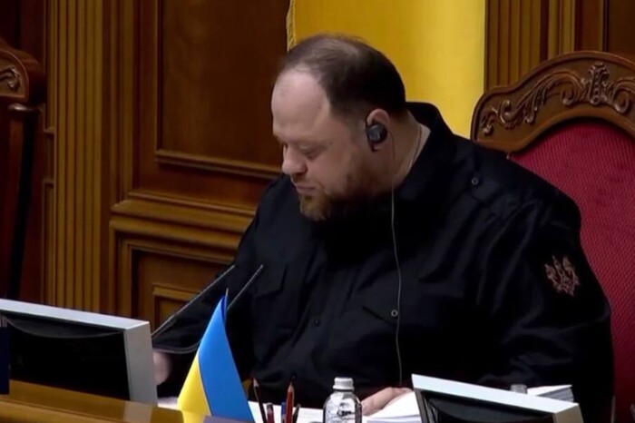 Стефанчук різко відповів Гончаренку, який ініціював його відставку (відео)