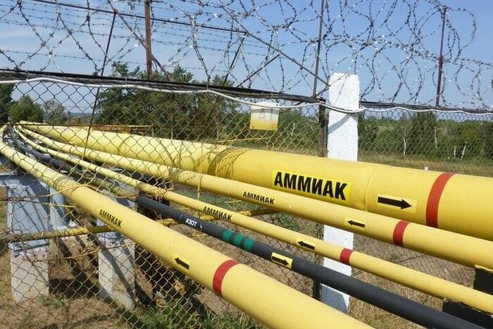 Росіяни намагаються розбомбити трубопровід з аміаком на Харківщині