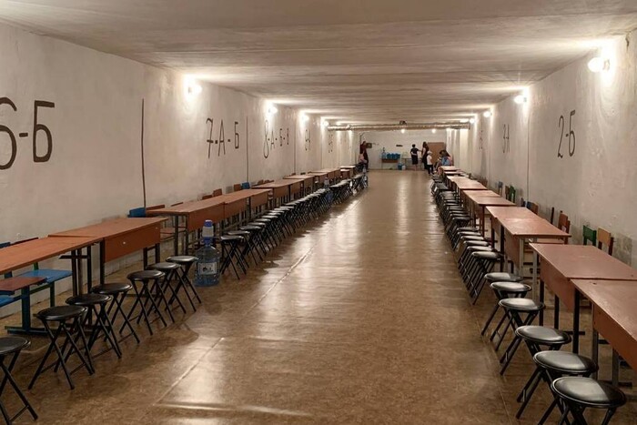 Київські вчителі вимушені вночі безкоштовно чергувати в укриттях – нардеп 