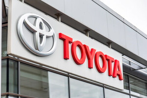 Toyota анонсировала аккумуляторы для электрокаров с запасом хода 1200 км: акции пошли в рост