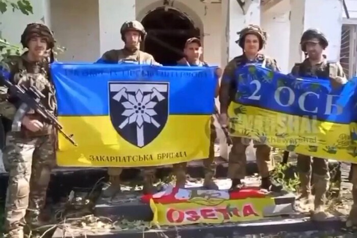 П’ятихатки повернулися під контроль України. ЗСУ записали відео