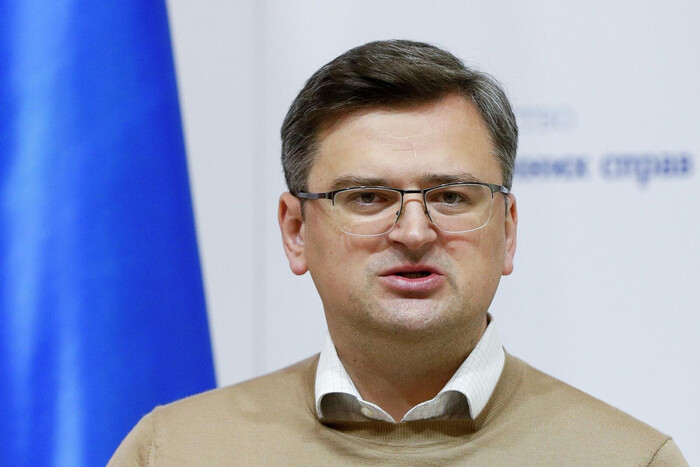 Кулеба розкрив політичні мотиви вивезення українських полонених до Угорщини