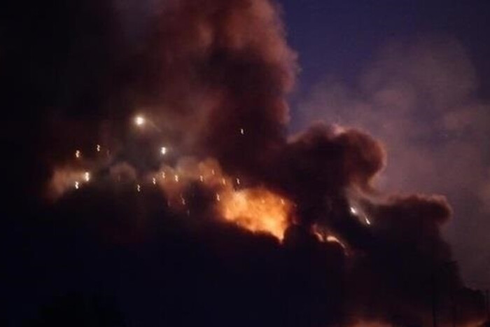У Києві пролунали вибухи: працює ППО