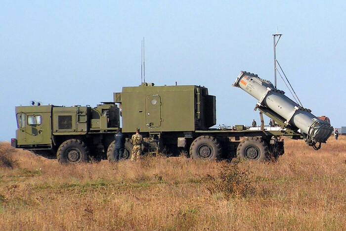 Россия размещает ракетные комплексы возле украинской границы. Воздушные силы назвали причину